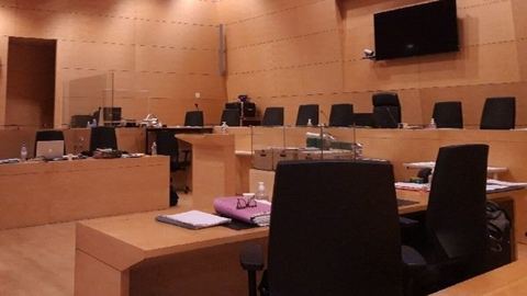 Homme jeune de Landes écope de 23 ans de réclusion pour le meurtre du père de son ami qui s'est suicidé