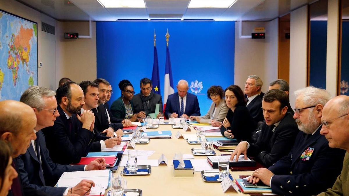Classement sans suite pour Agnès Buzyn, Édouard Philippe et Olivier Véran dans l'affaire de la gestion de la crise sanitaire