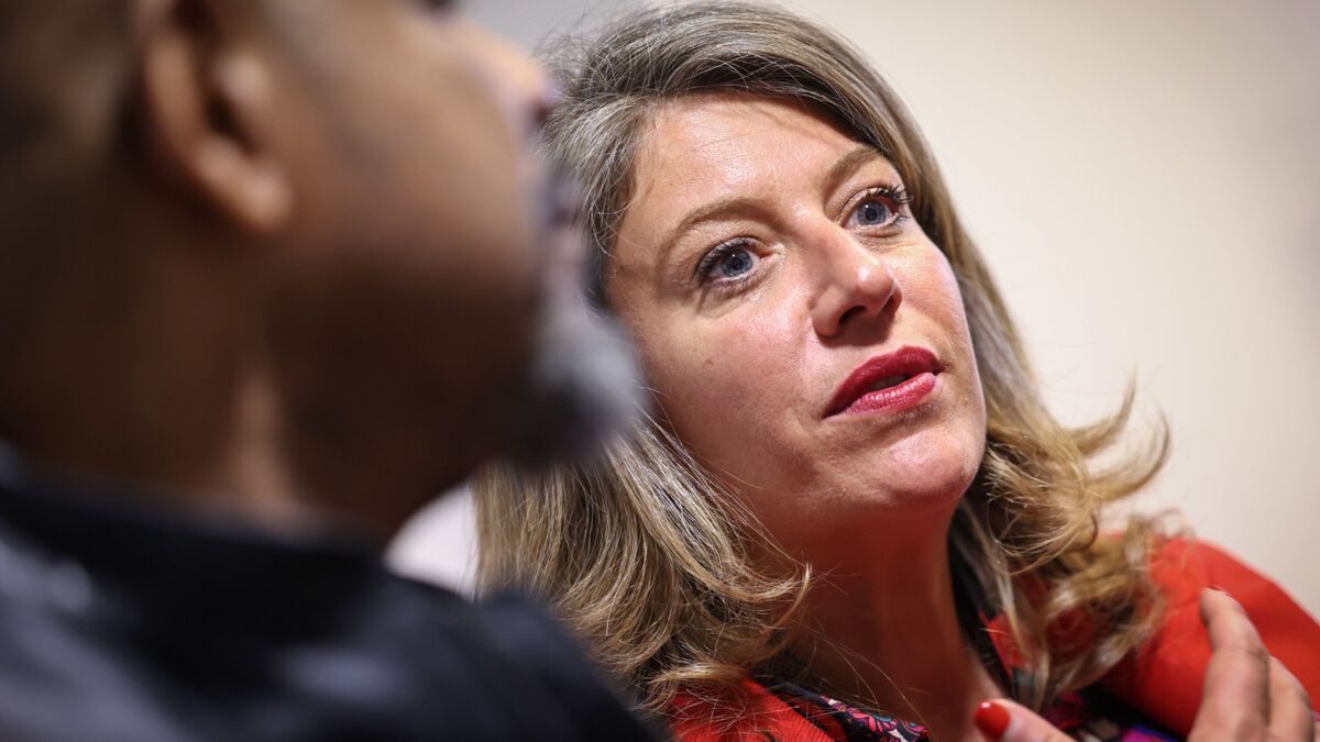 Élections municipales 2026 : Suite à une dépression, la maire d'Aubervilliers partage son expérience en Français