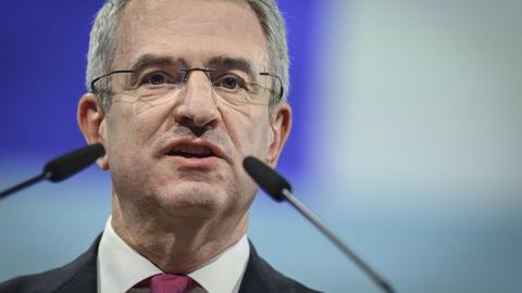 Nestlé renvoie son Directeur Général Laurent Freixe pour une liaison avec une employée subalterne