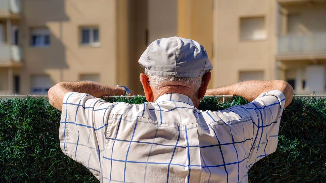 Conflits de voisinage : les maires doivent-ils intervenir ? Réponses ici.