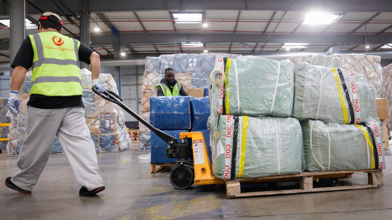 France : Les défis des travailleurs sans-papiers face aux injonctions contradictoires