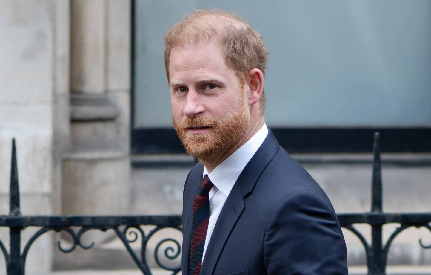 Harry attaqué par une ONG africaine pour atteinte à sa réputation.