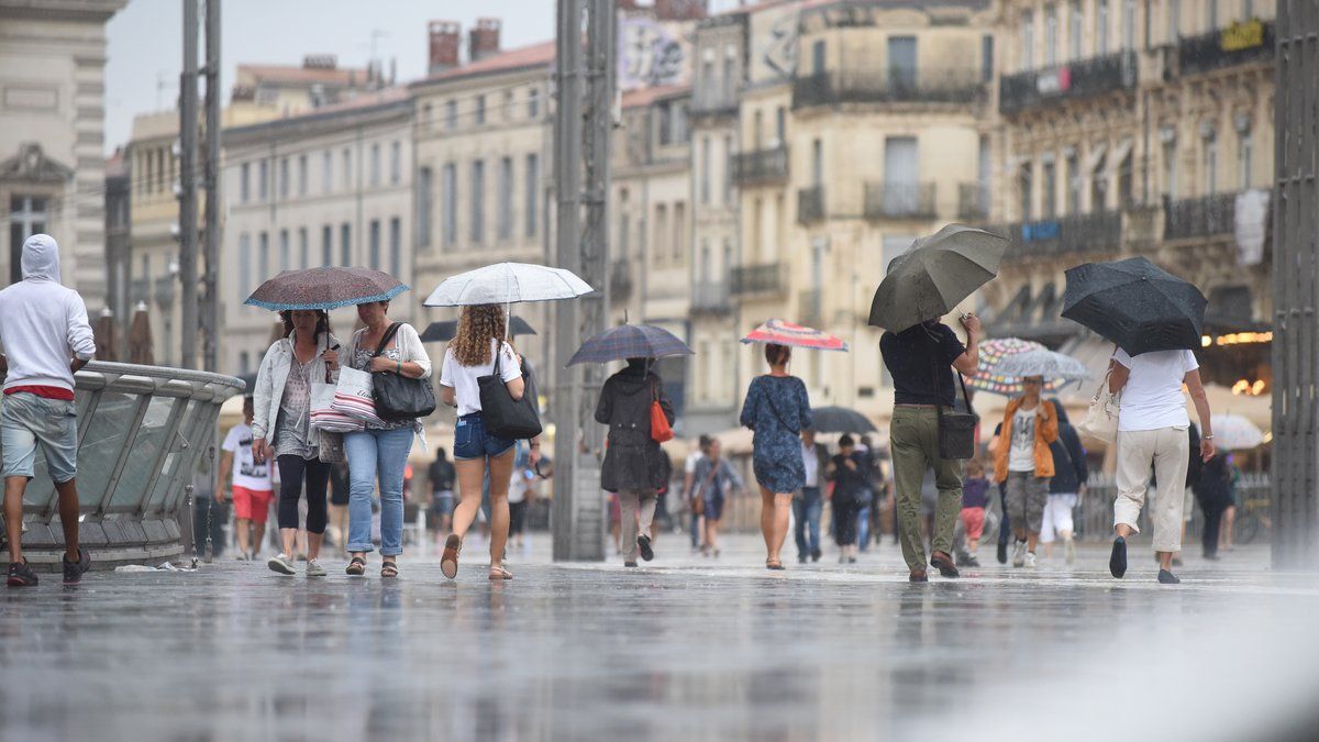 Comment se forment les gouttes de pluie ?