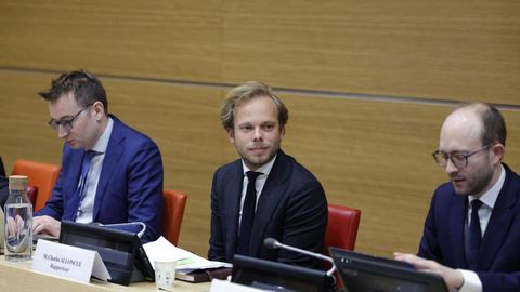 France : plainte contre le rapporteur de la commission sur l'audiovisuel public et Lagardère News