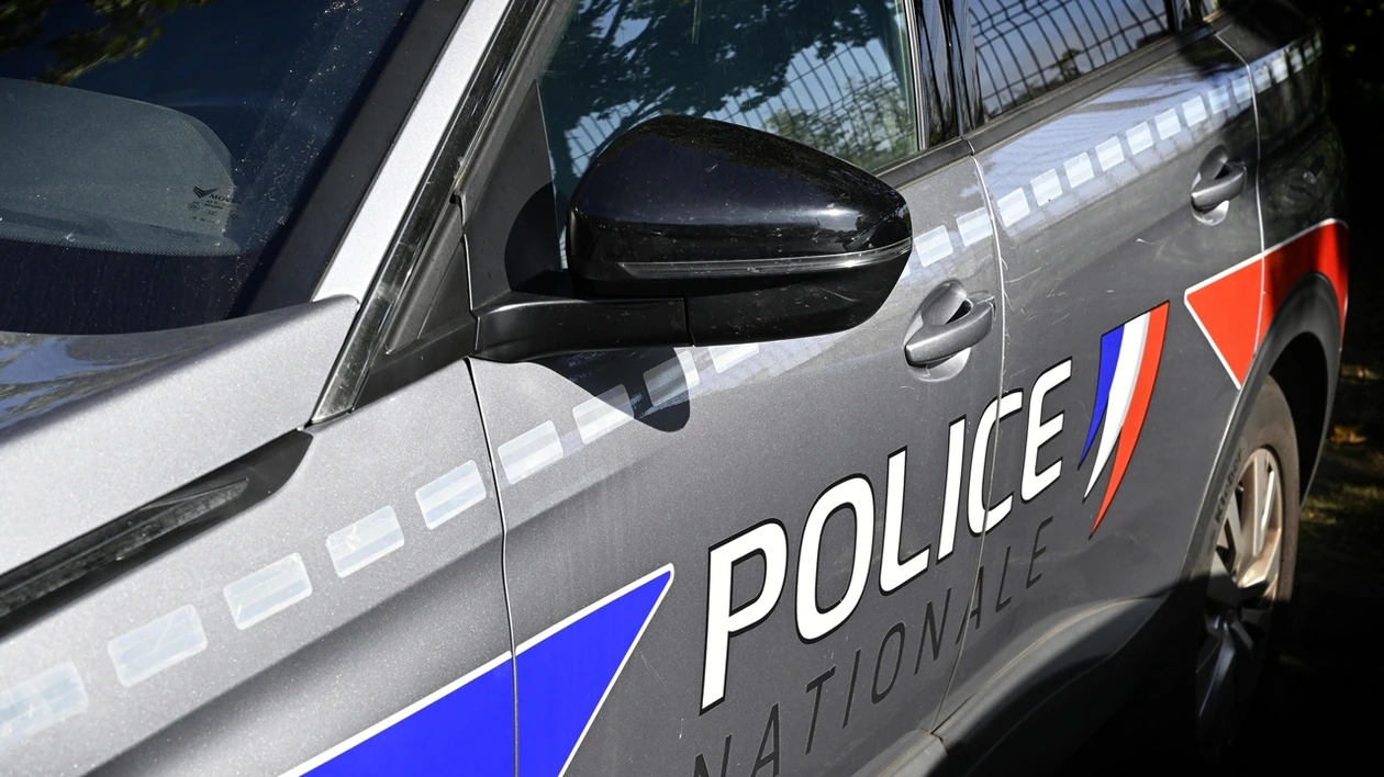 Un homme tué par des coups de couteau à Paris vendredi soir.
