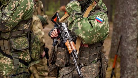 Un tribunal militaire reconnait le meurtre de soldats par leurs camarades comme pratique courante.